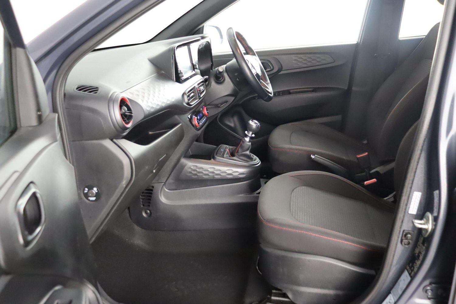 Used Hyundai i10 2022 for sale - 77131284: Photo 15