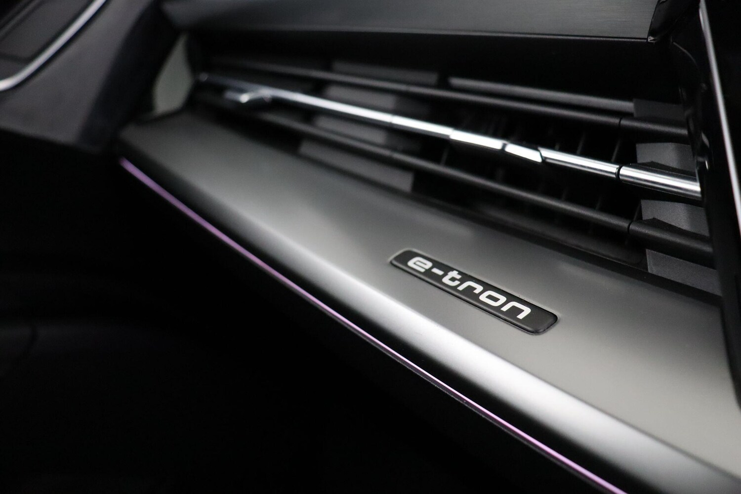 Used Audi Q4 e-tron 2021 for sale - 77330760: Photo 25