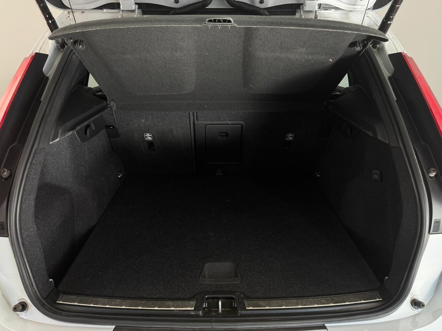 Vehicle 44
