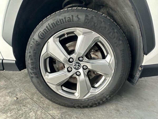 Used Toyota RAV4 2021 for sale - 76189008: Photo 29