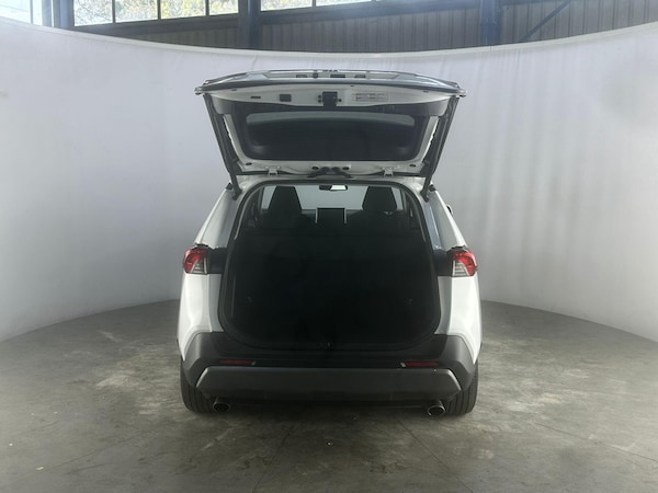 Used Toyota RAV4 2021 for sale - 76189008: Photo 32