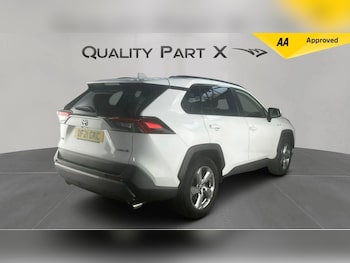 Used Toyota RAV4 2021 for sale - 76189008: Photo 3