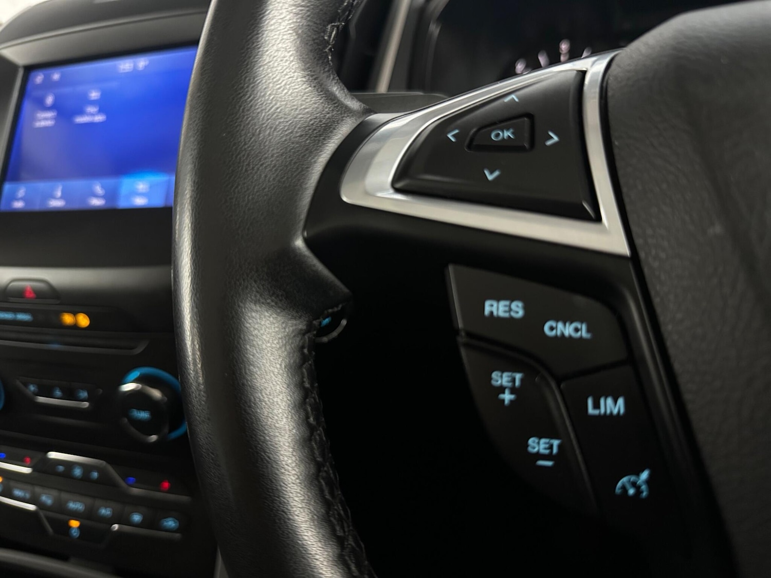 Used Ford Galaxy 2023 for sale - 76348899: Photo 28