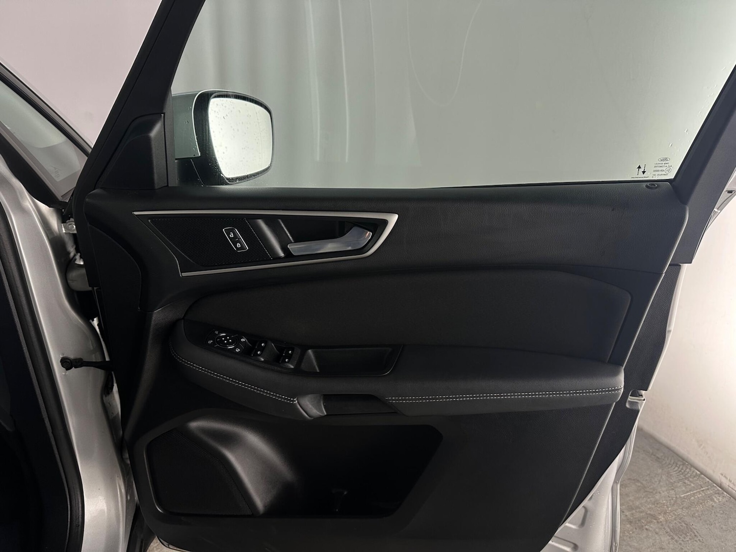 Used Ford Galaxy 2023 for sale - 76348899: Photo 32