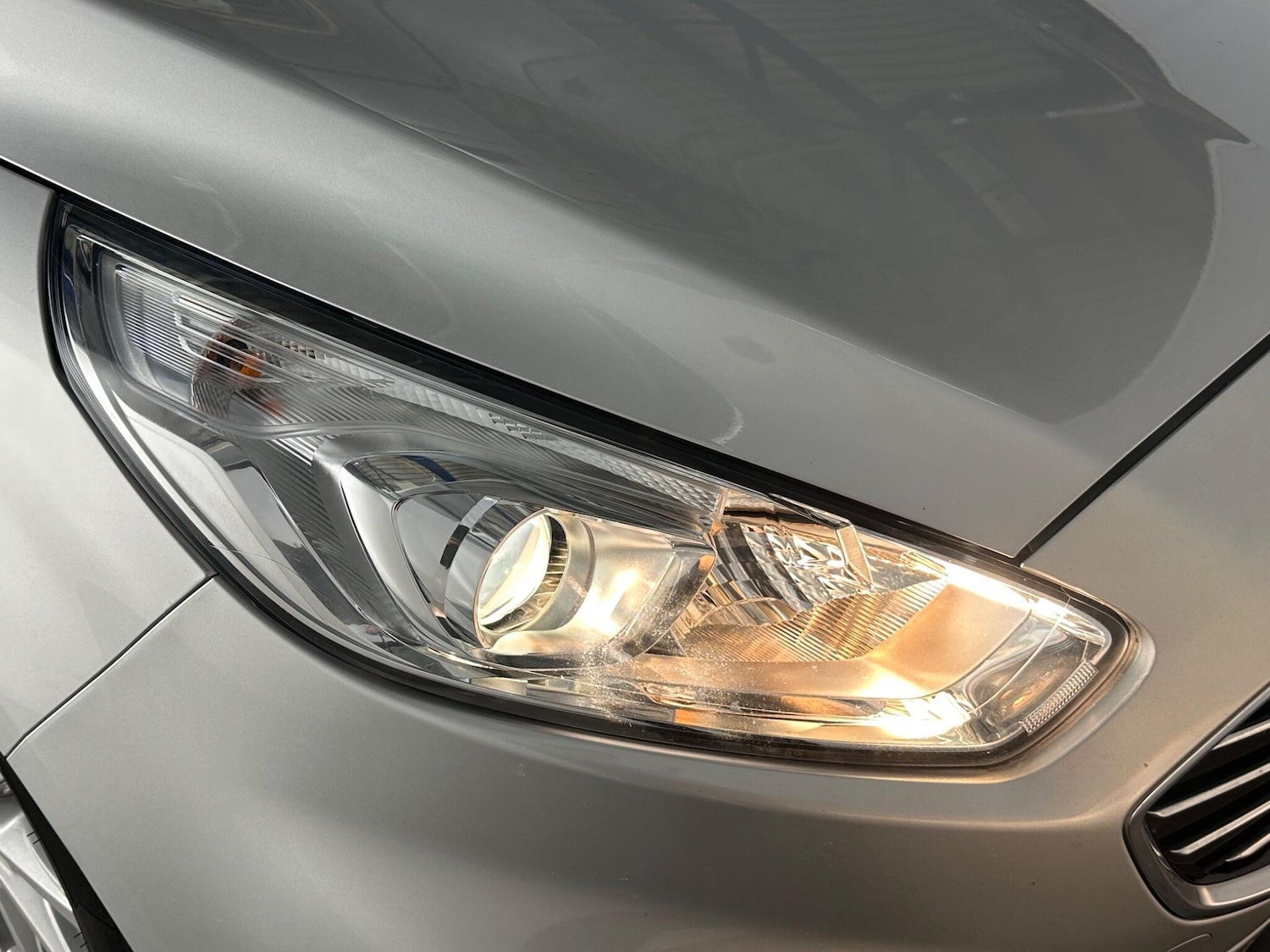 Used Ford Galaxy 2023 for sale - 76348899: Photo 36