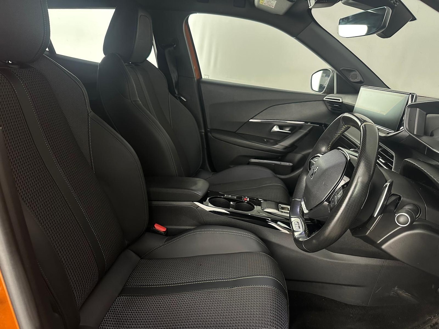 Used Peugeot 2008 2022 for sale - 76456927: Photo 11