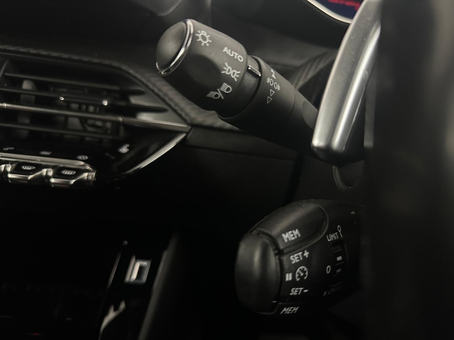 Used Peugeot 2008 2022 for sale - 76456927: Photo 18