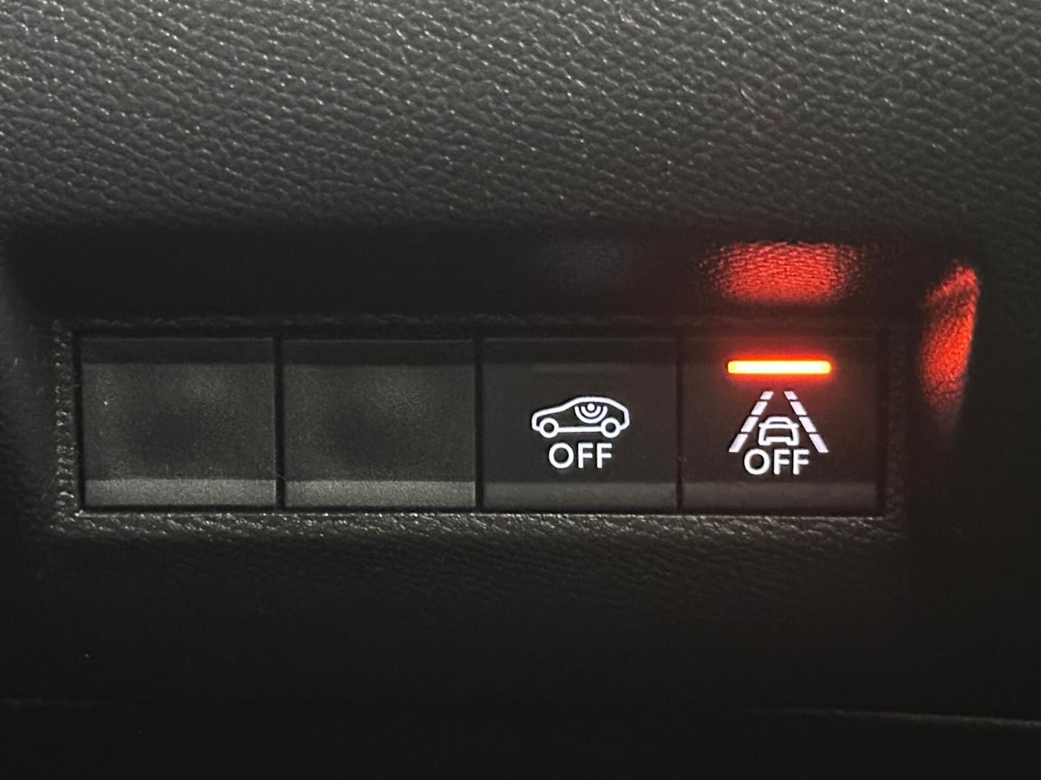 Used Peugeot 2008 2022 for sale - 76456927: Photo 22