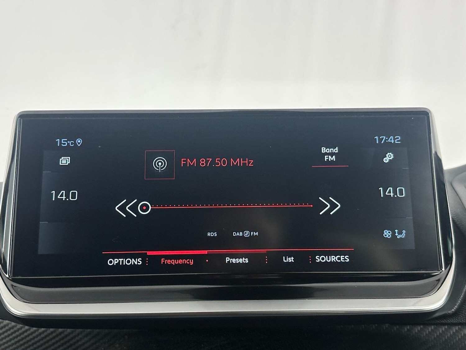 Used Peugeot 2008 2022 for sale - 76456927: Photo 36