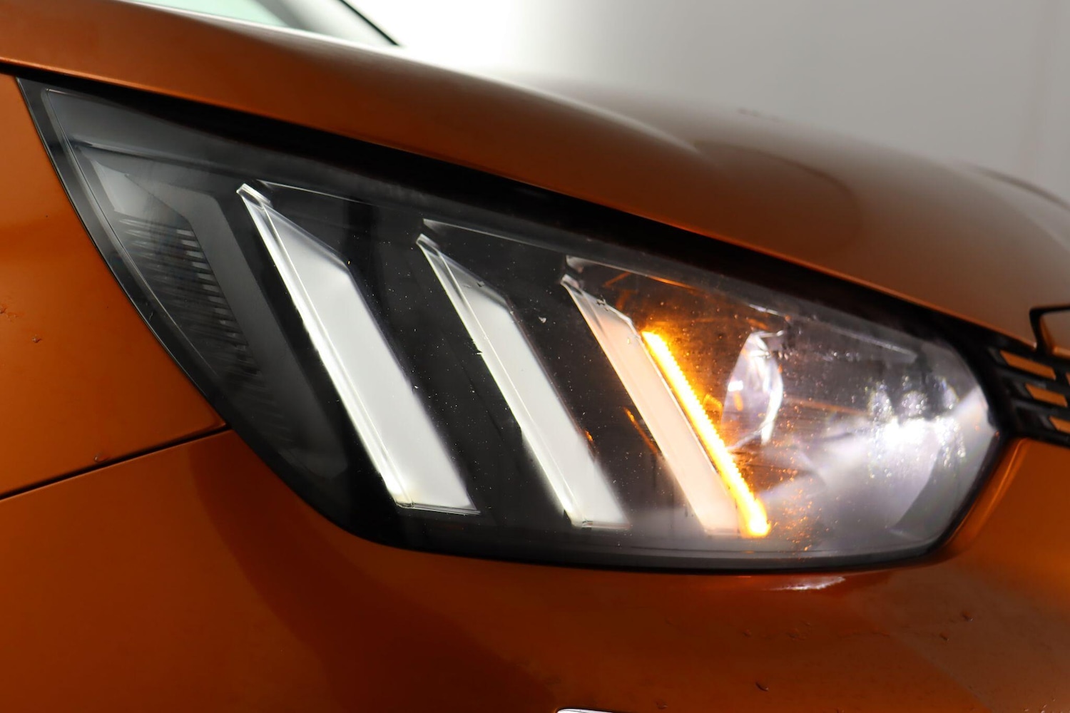 Used Peugeot E-2008 2022 for sale - 77203033: Photo 28