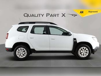 Used Dacia Duster 2022 for sale - 78333349: Photo