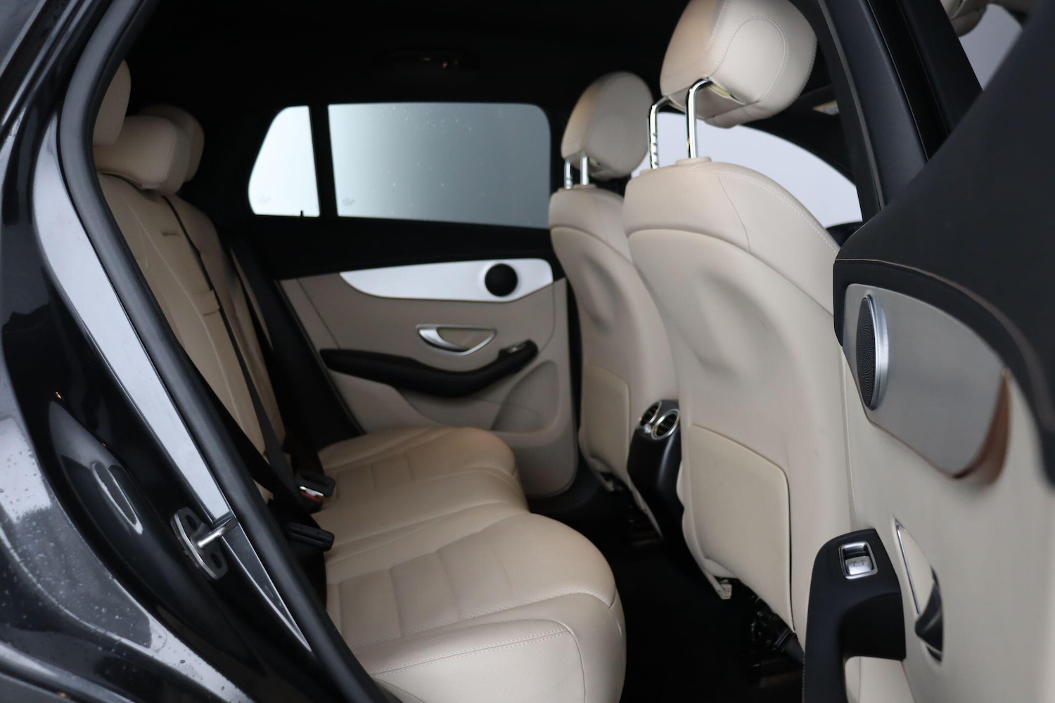 Used Mercedes-Benz EQC 2022 for sale - 76989116: Photo 12