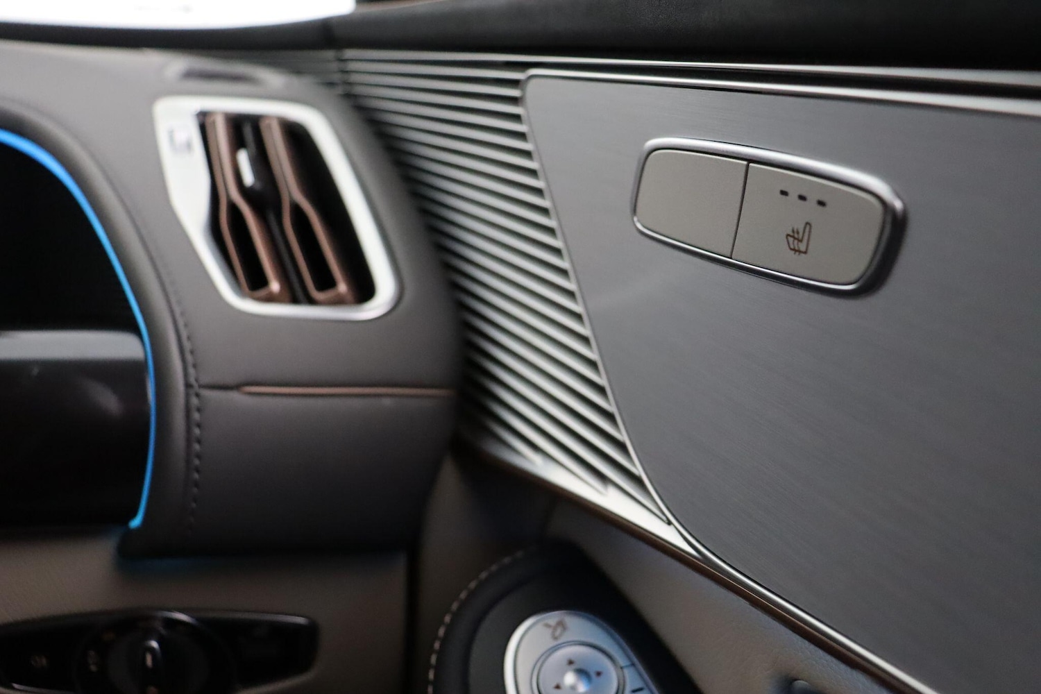 Used Mercedes-Benz EQC 2022 for sale - 76989116: Photo 22