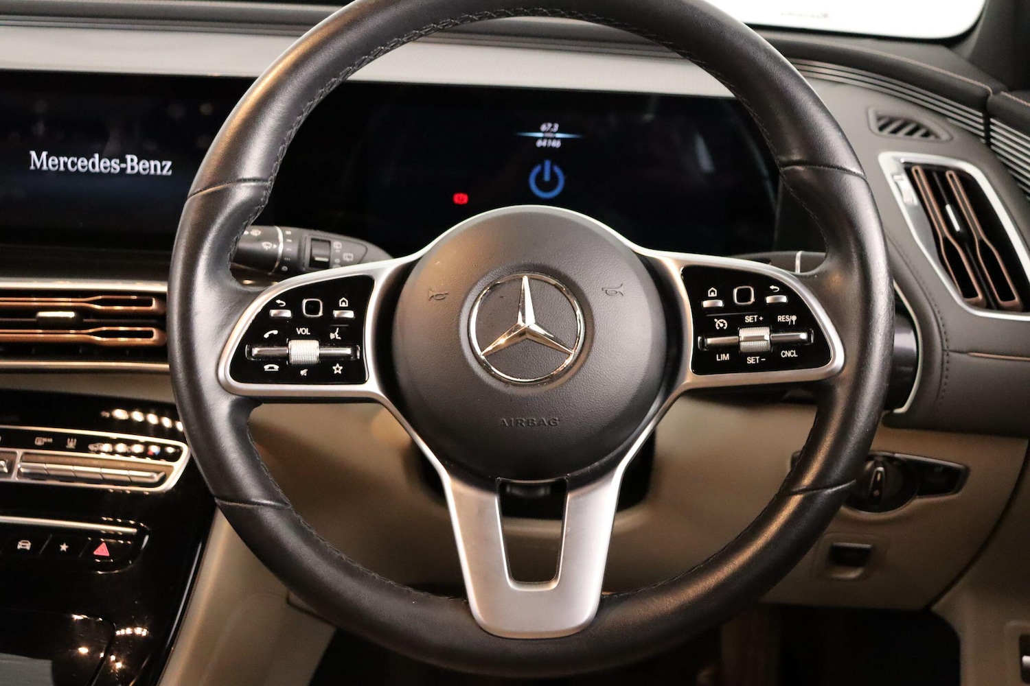 Used Mercedes-Benz EQC 2022 for sale - 76989116: Photo 9