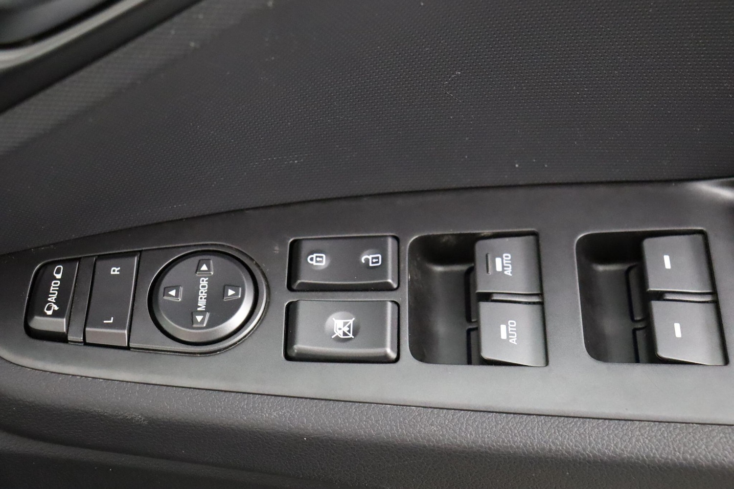 Used Hyundai IONIQ 2021 for sale - 78127739: Photo 18