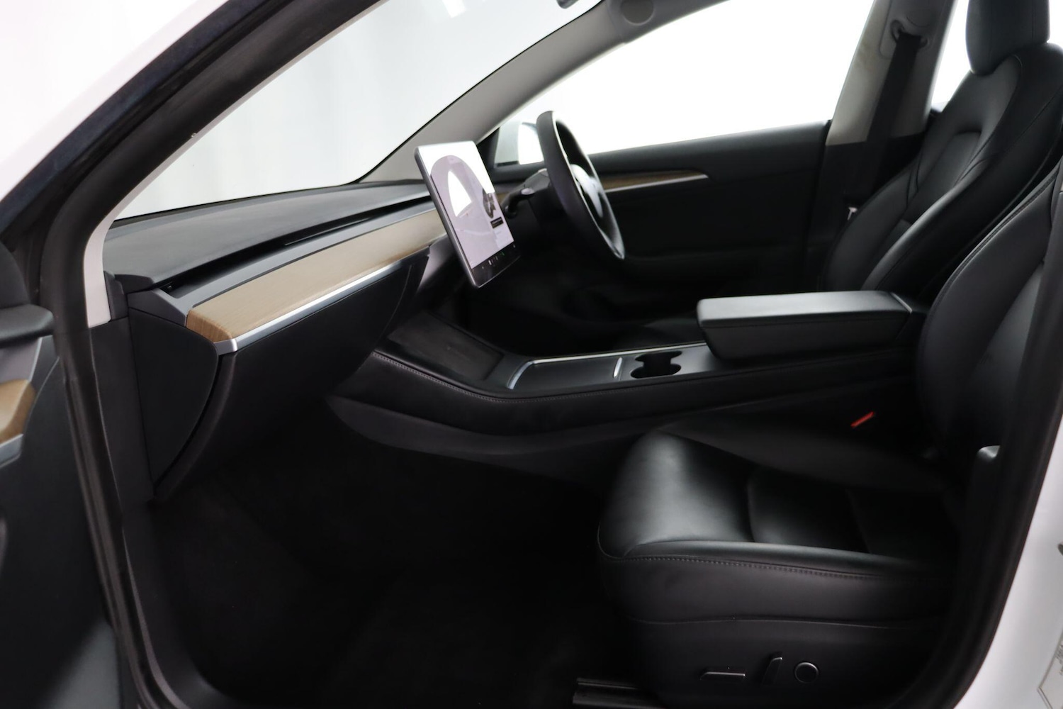 Used Tesla Model 3 2021 for sale - 77331219: Photo 14