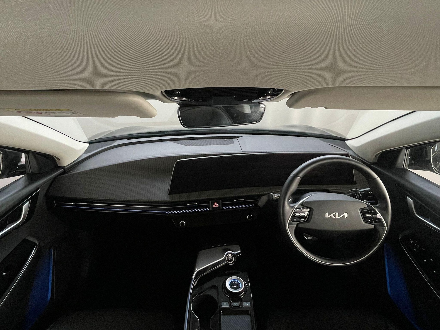 Used Kia EV6 2023 for sale - 76152154: Photo 10