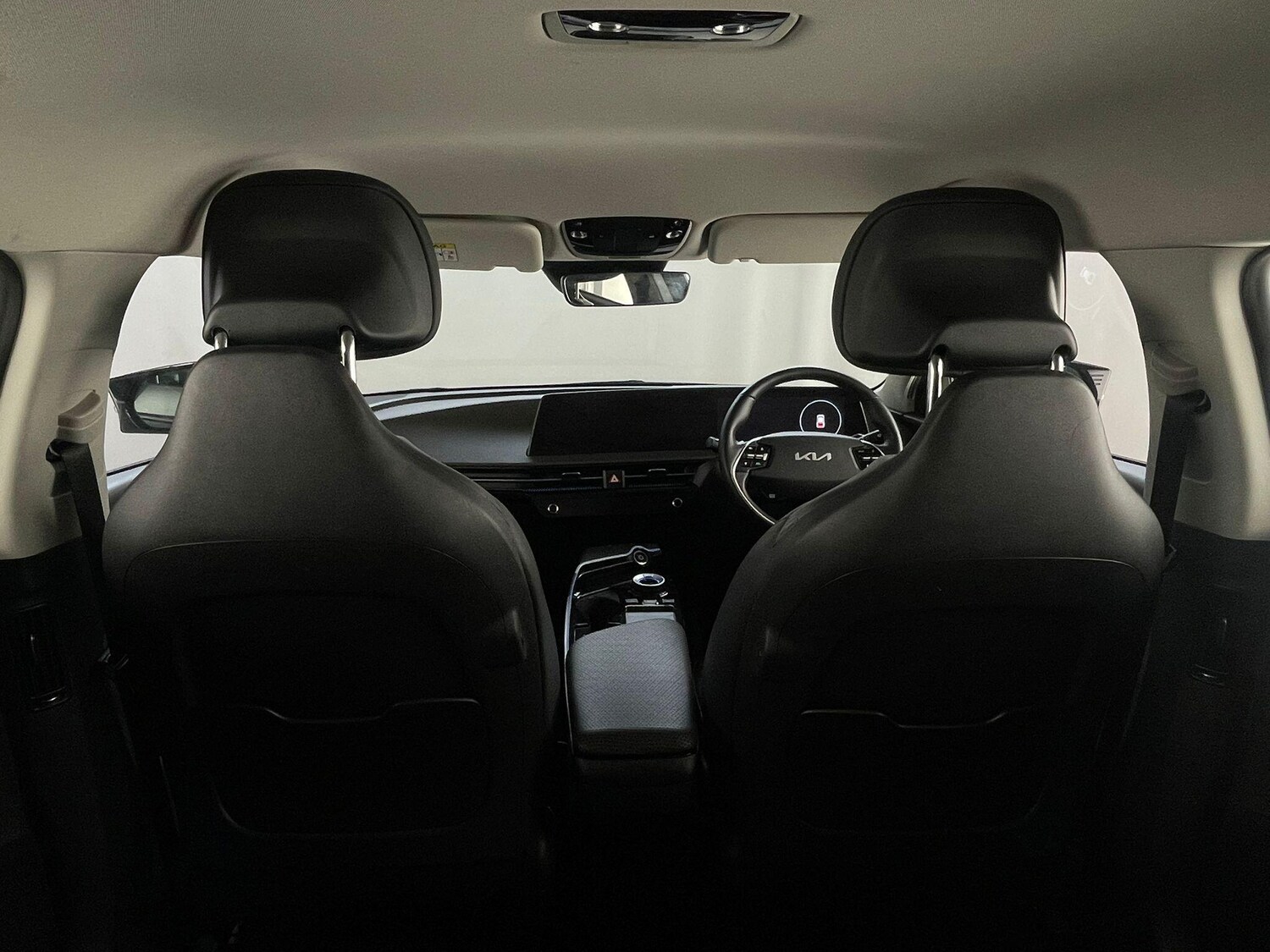 Used Kia EV6 2023 for sale - 76152154: Photo 16