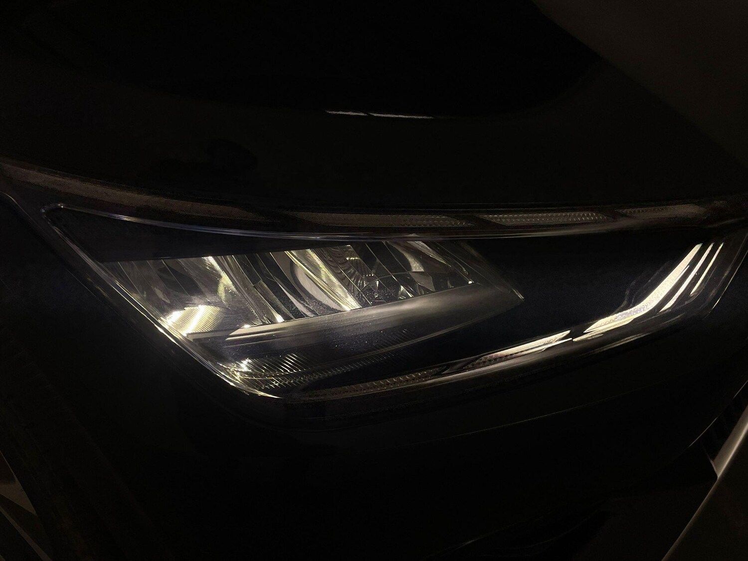 Used Kia EV6 2023 for sale - 76152154: Photo 25