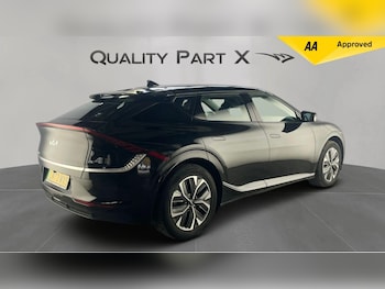 Used Kia EV6 2023 for sale - 76152154: Photo 3