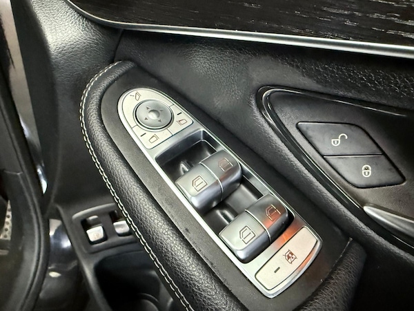 Used Mercedes-Benz GLC 2021 for sale - 74945060: Photo 26