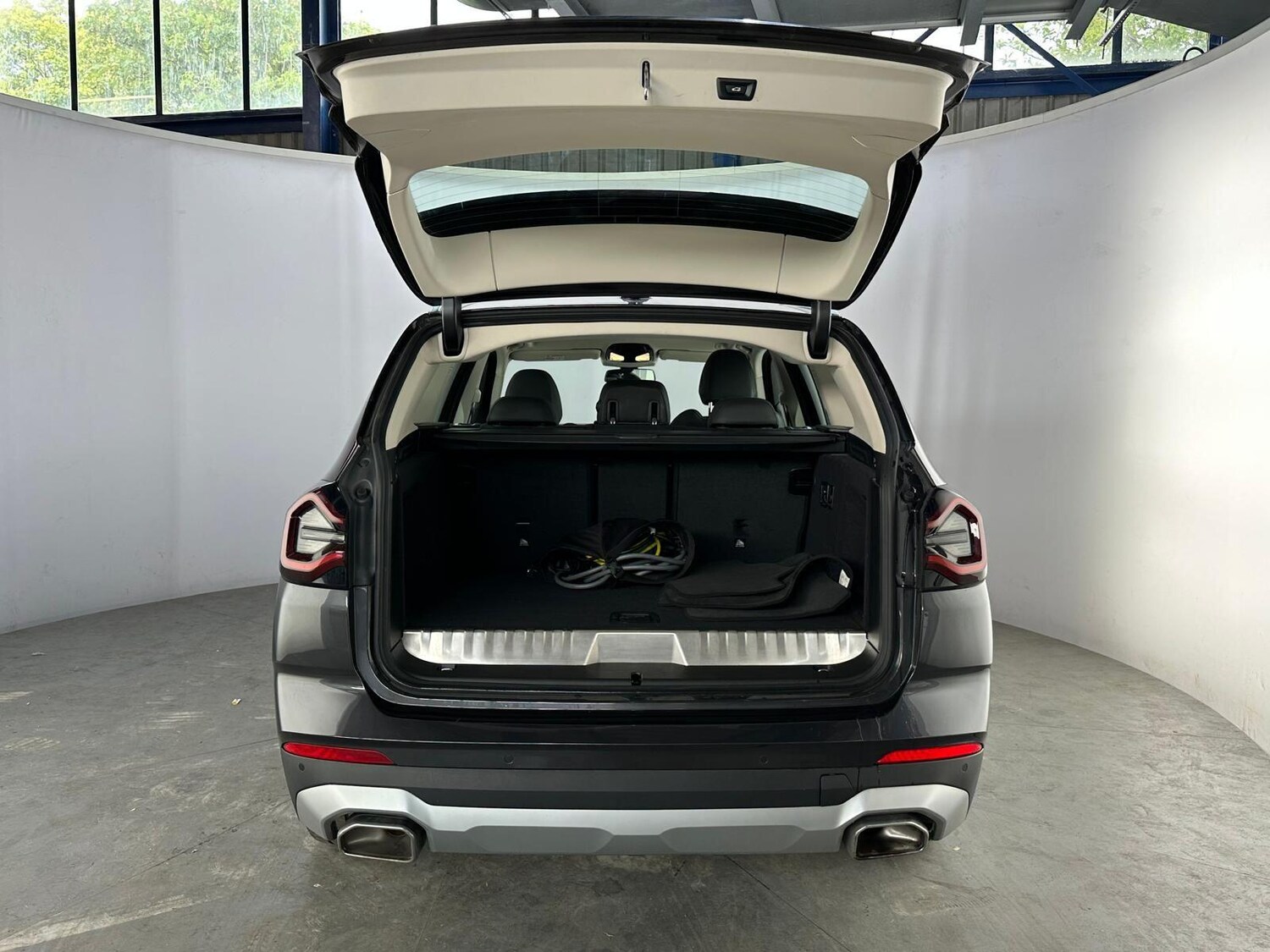 Vehicle 43