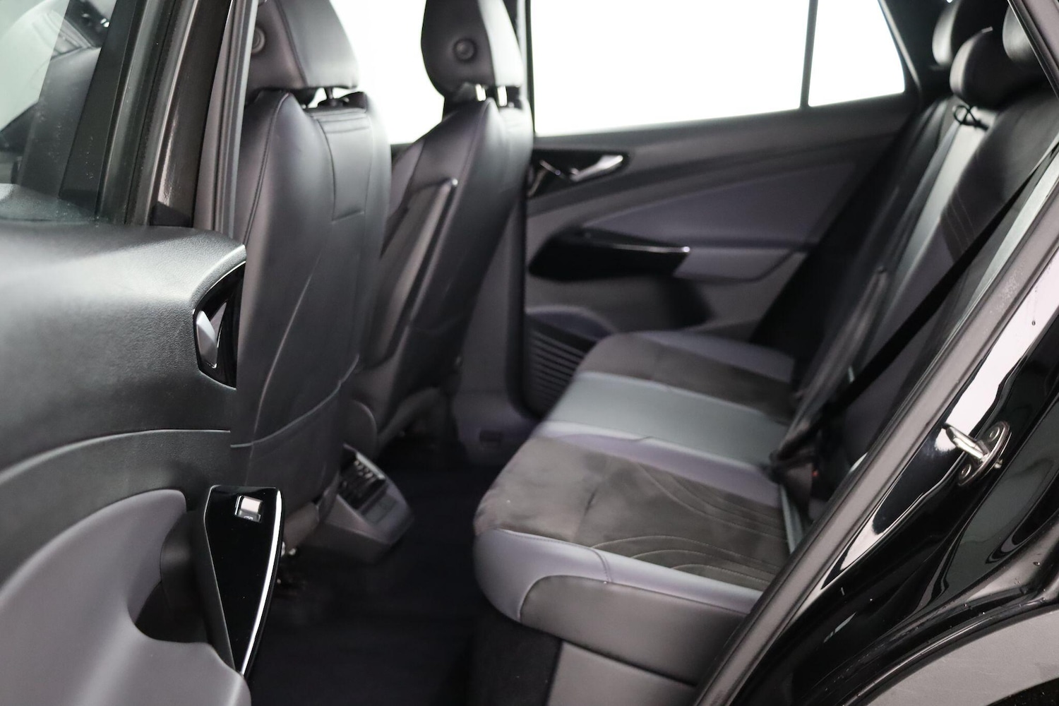 Used Volkswagen ID.4 2022 for sale - 76965479: Photo 14