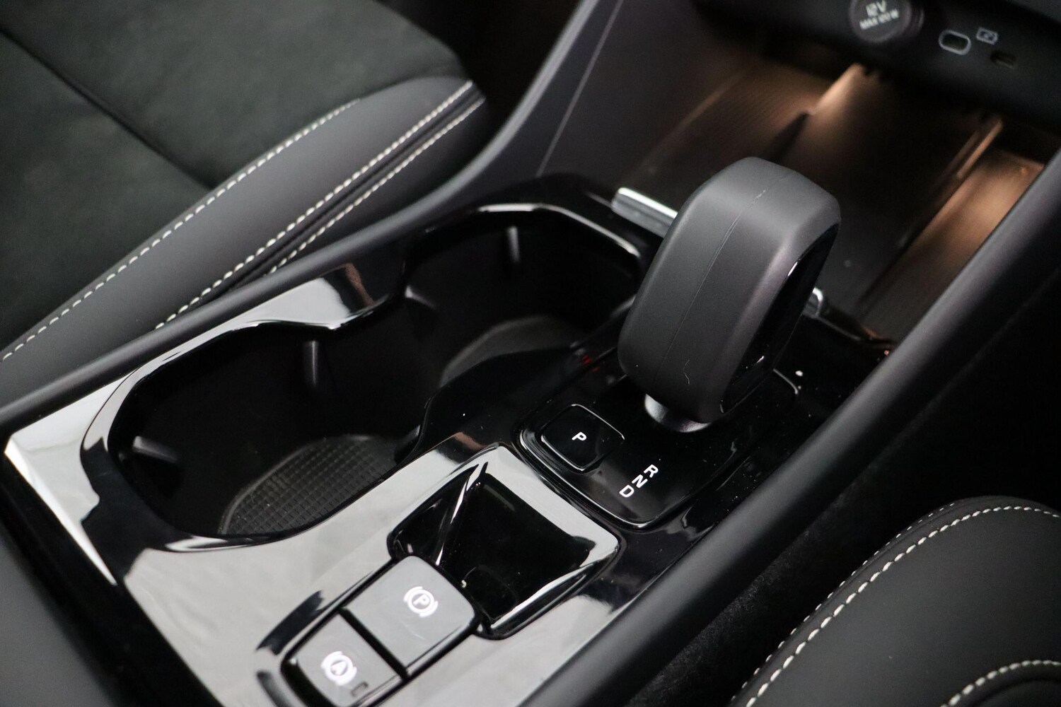 Used Volvo XC40 2024 for sale - 76913410: Photo 17