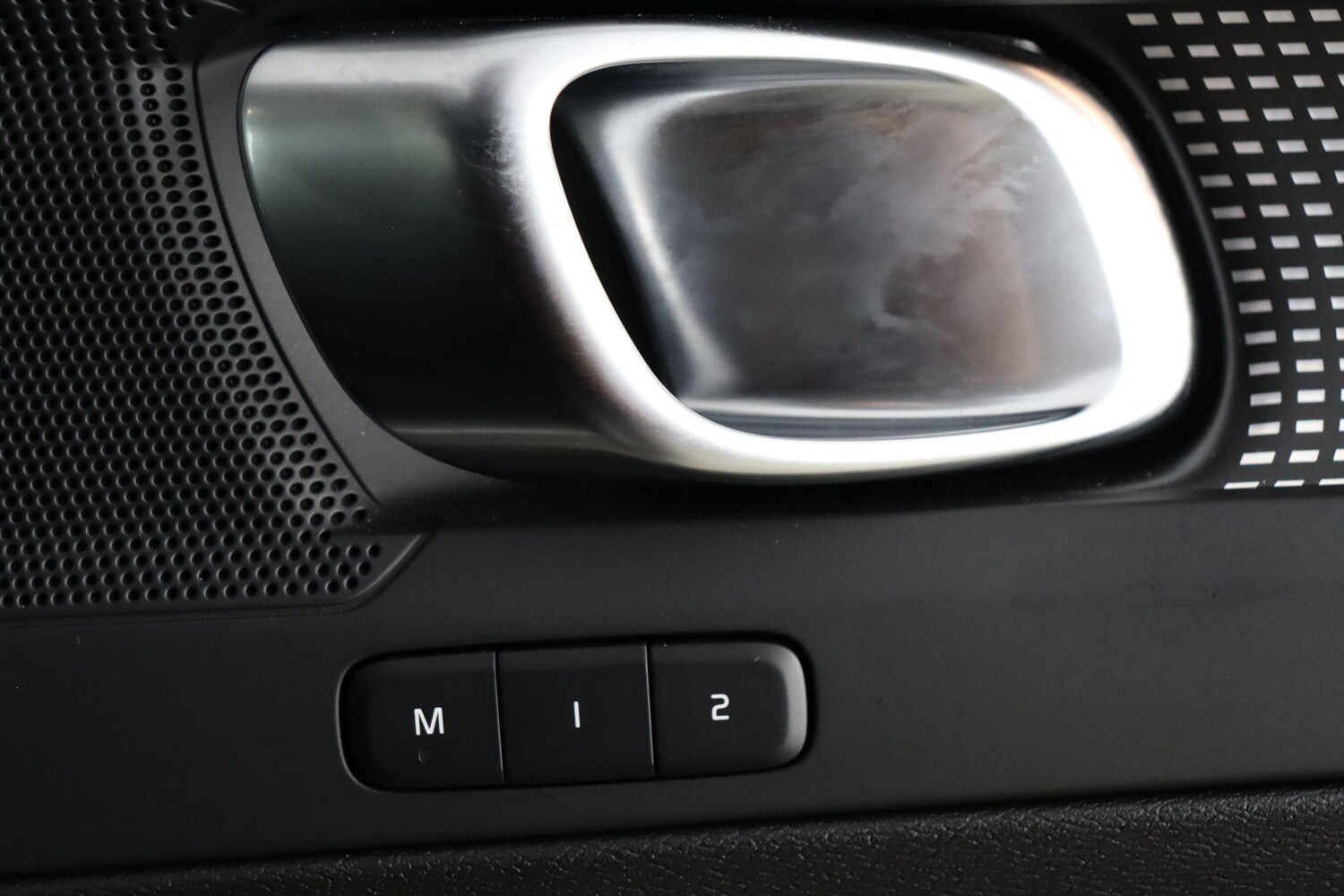 Used Volvo XC40 2024 for sale - 76913410: Photo 23