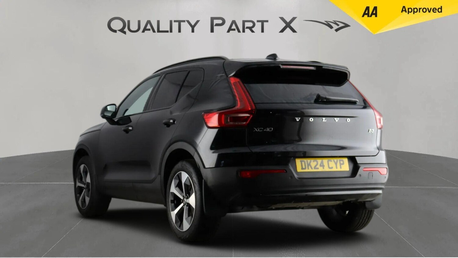 Used Volvo XC40 2024 for sale - 76913410: Photo 3
