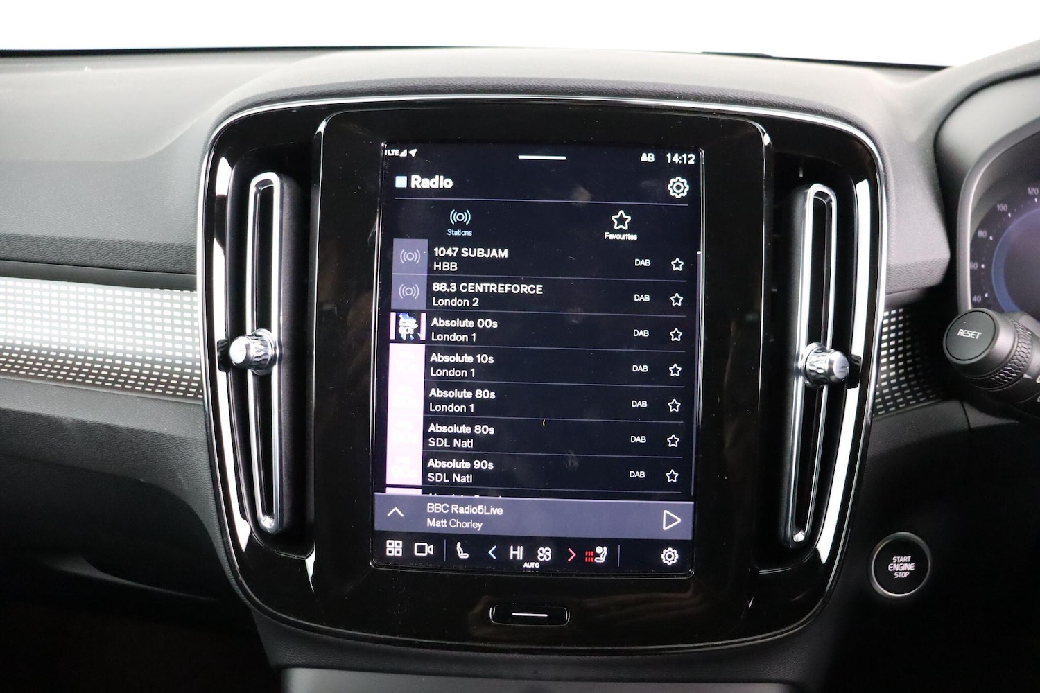 Used Volvo XC40 2024 for sale - 76913410: Photo 34