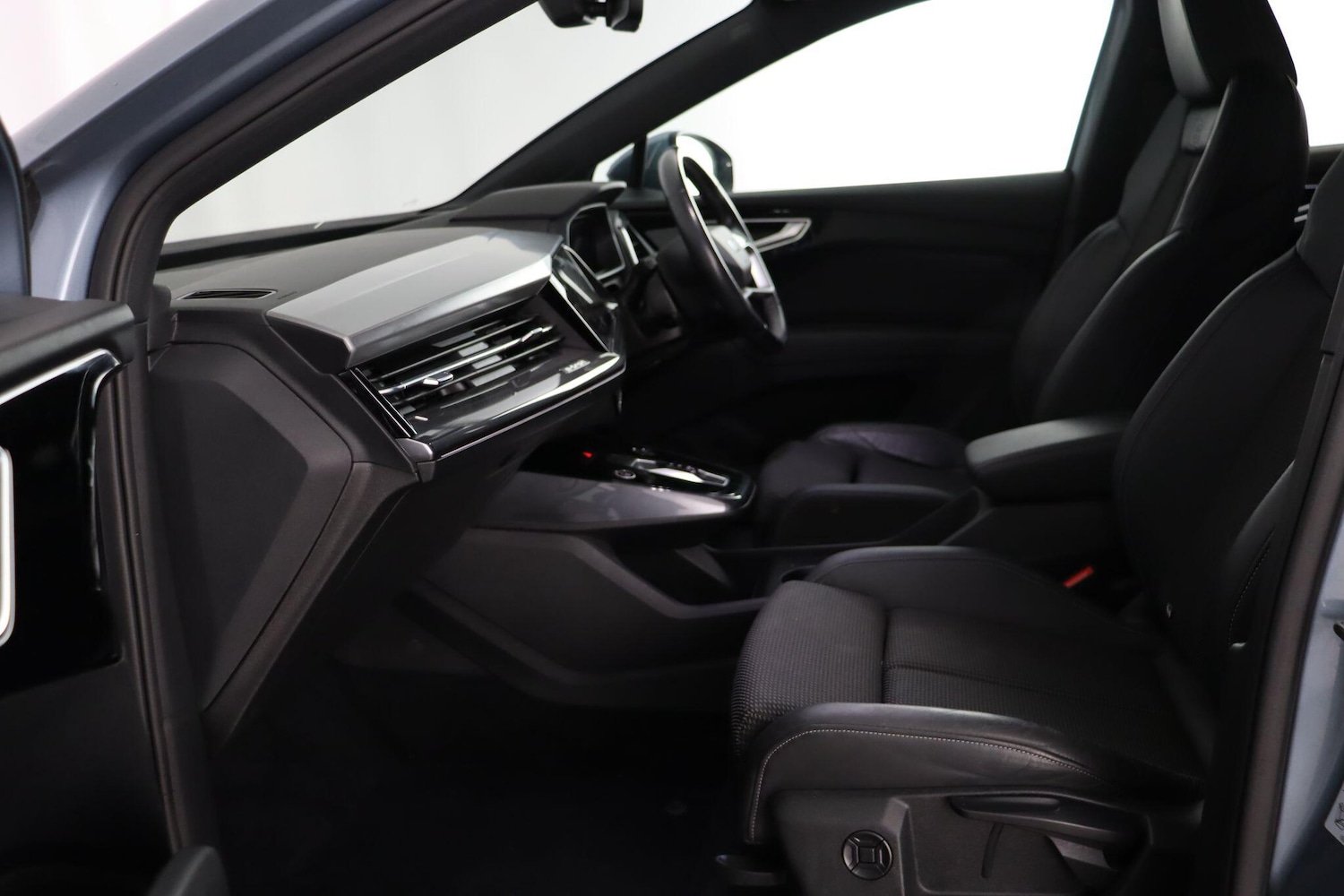 Used Audi Q4 e-tron 2021 for sale - 77331535: Photo 14