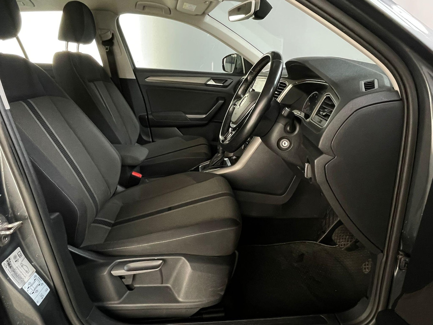 Used Volkswagen T-Roc 2020 for sale - 76137474: Photo 12