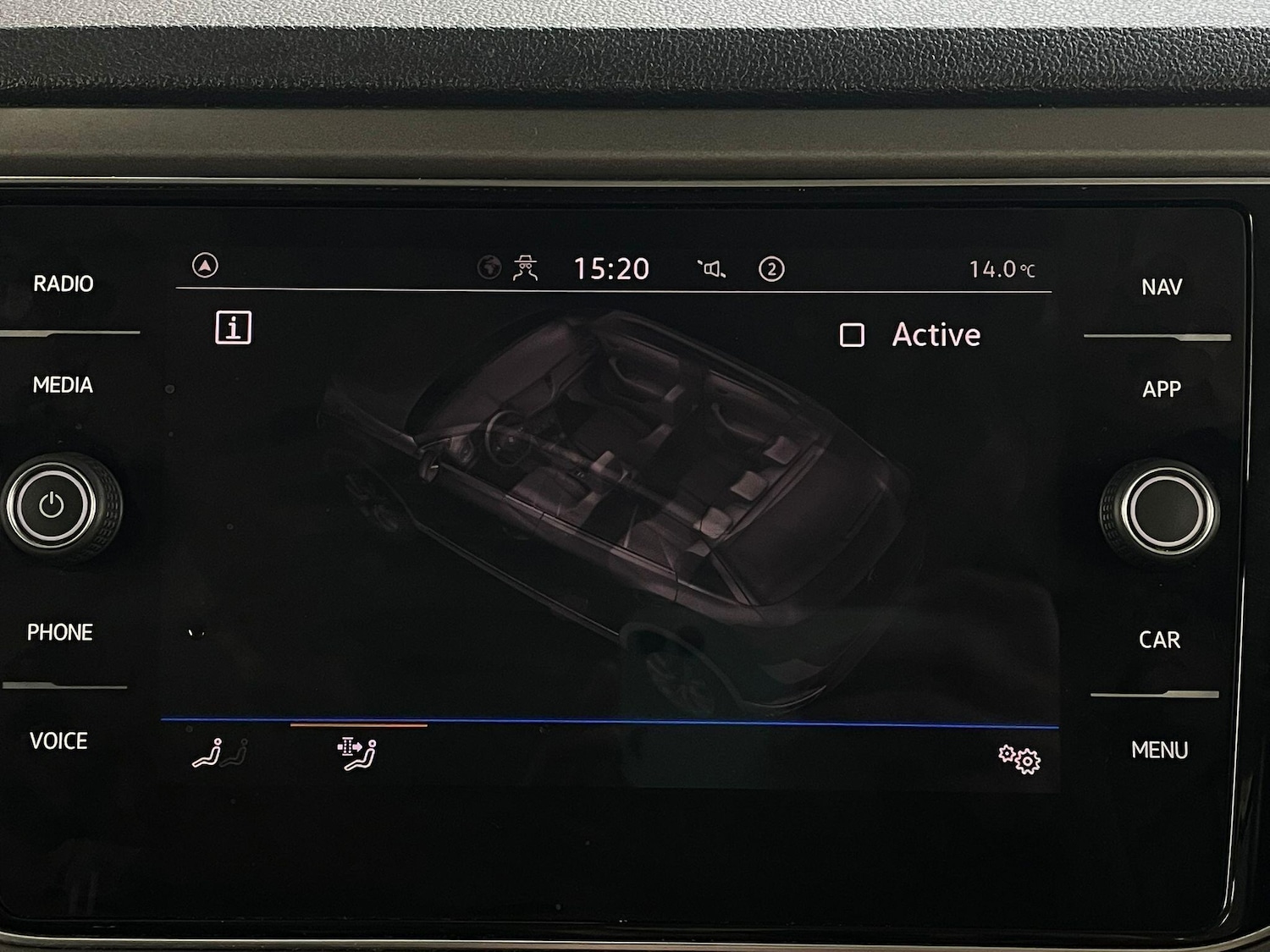 Used Volkswagen T-Roc 2020 for sale - 76137474: Photo 33