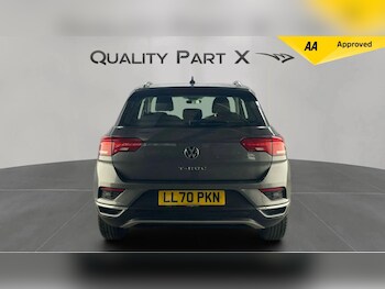 Used Volkswagen T-Roc 2020 for sale - 76137474: Photo 4