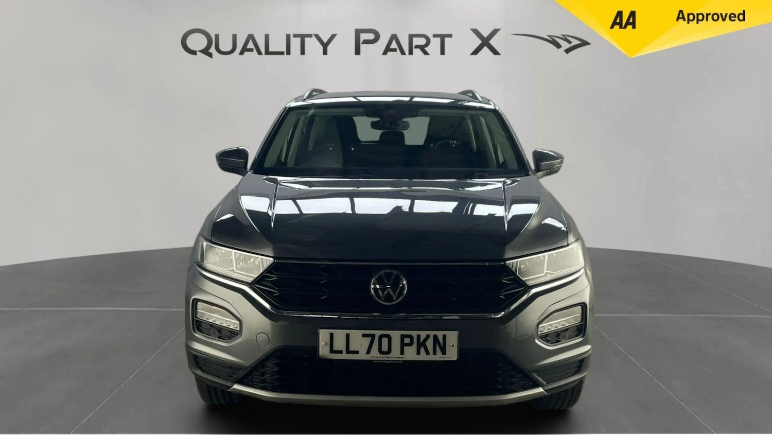 Used Volkswagen T-Roc 2020 for sale - 76137474: Photo 8