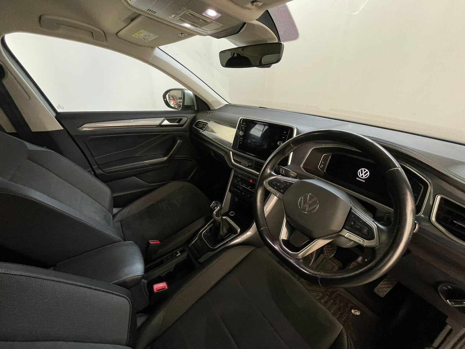 Used Volkswagen T-Roc 2022 for sale - 76085230: Photo 15