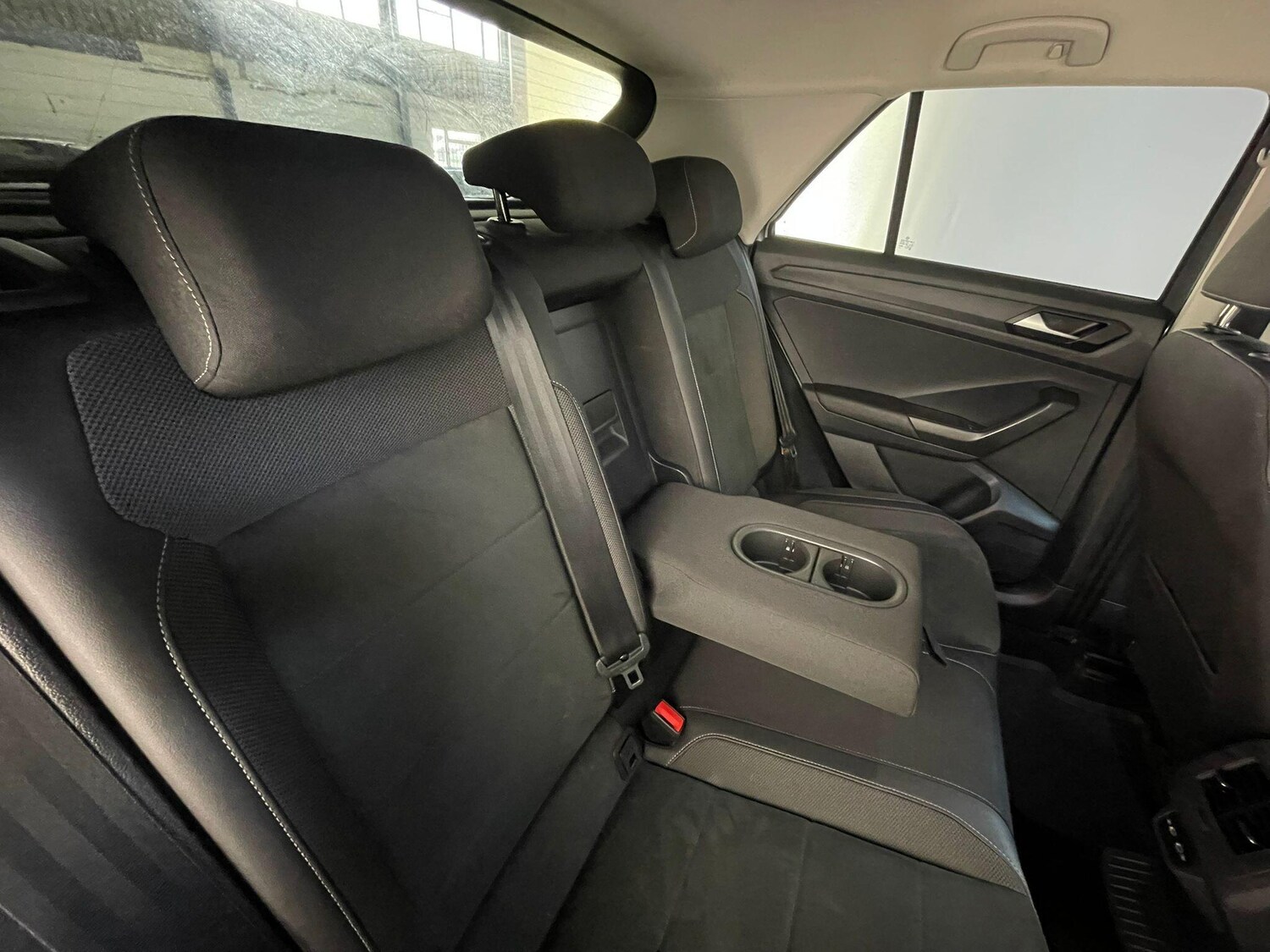 Used Volkswagen T-Roc 2022 for sale - 76085230: Photo 20