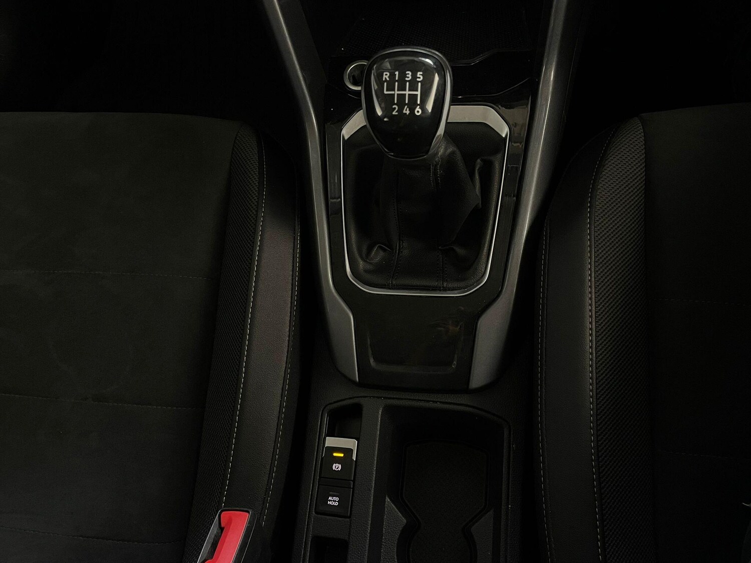 Used Volkswagen T-Roc 2022 for sale - 76085230: Photo 22