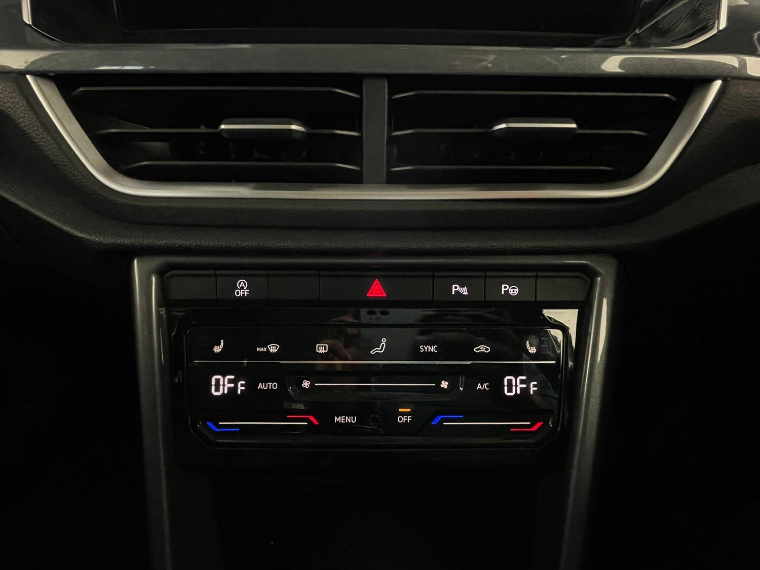 Used Volkswagen T-Roc 2022 for sale - 76085230: Photo 24