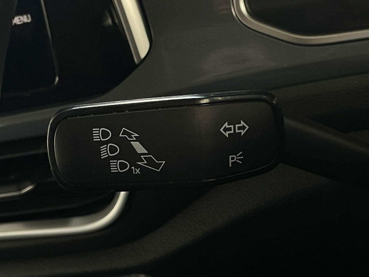 Used Volkswagen T-Roc 2022 for sale - 76085230: Photo 28
