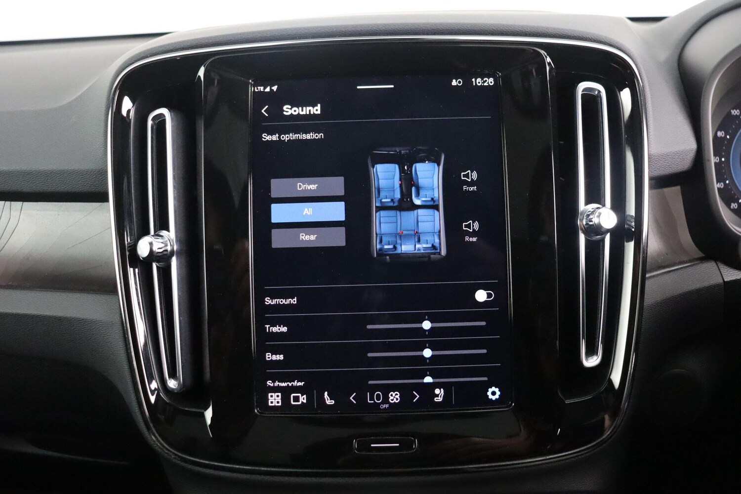 Used Volvo C40 2022 for sale - 76824395: Photo 41