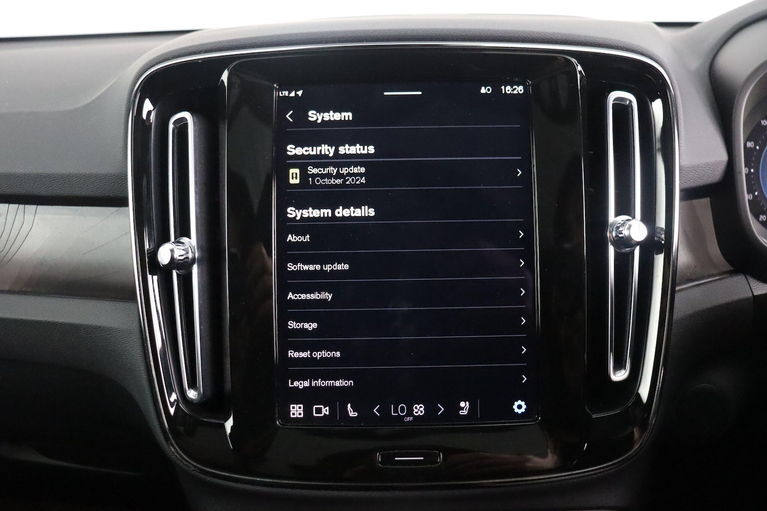 Used Volvo C40 2022 for sale - 76824395: Photo 48