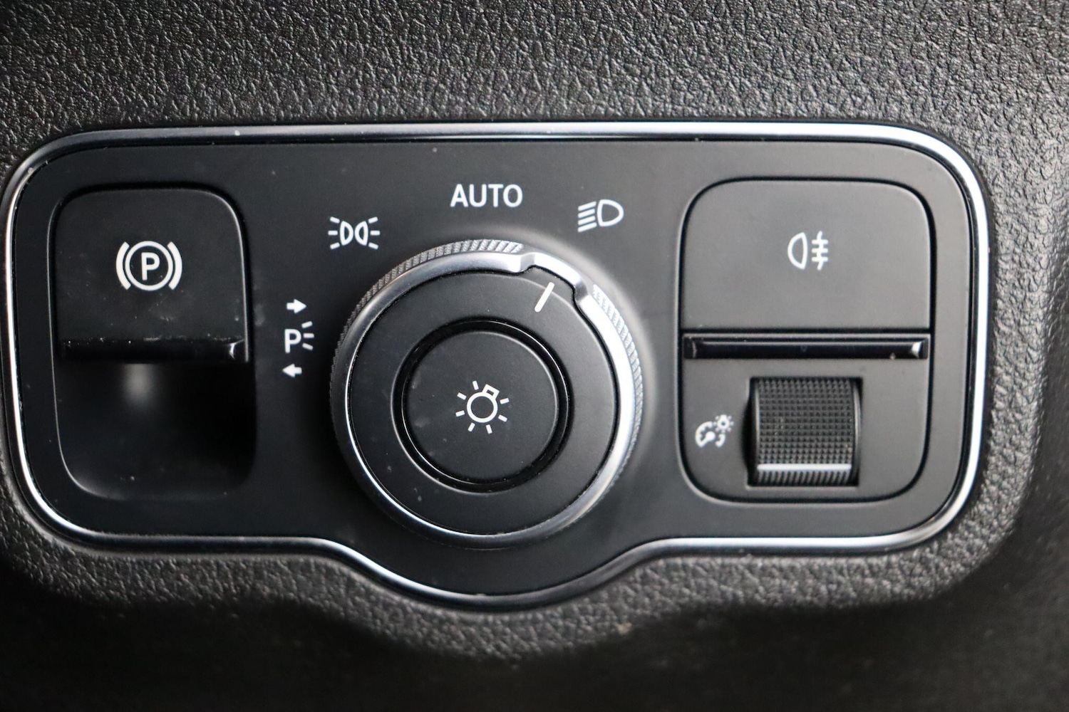 Used Mercedes-Benz GLB 2020 for sale - 77029980: Photo 20