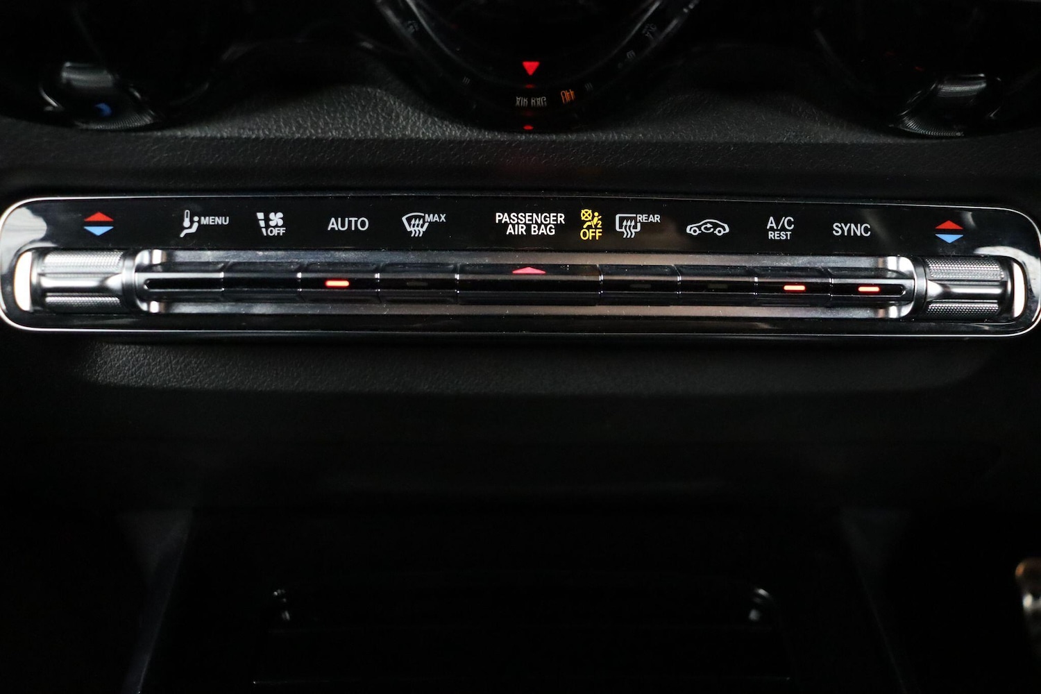 Used Mercedes-Benz GLB 2020 for sale - 77029980: Photo 24