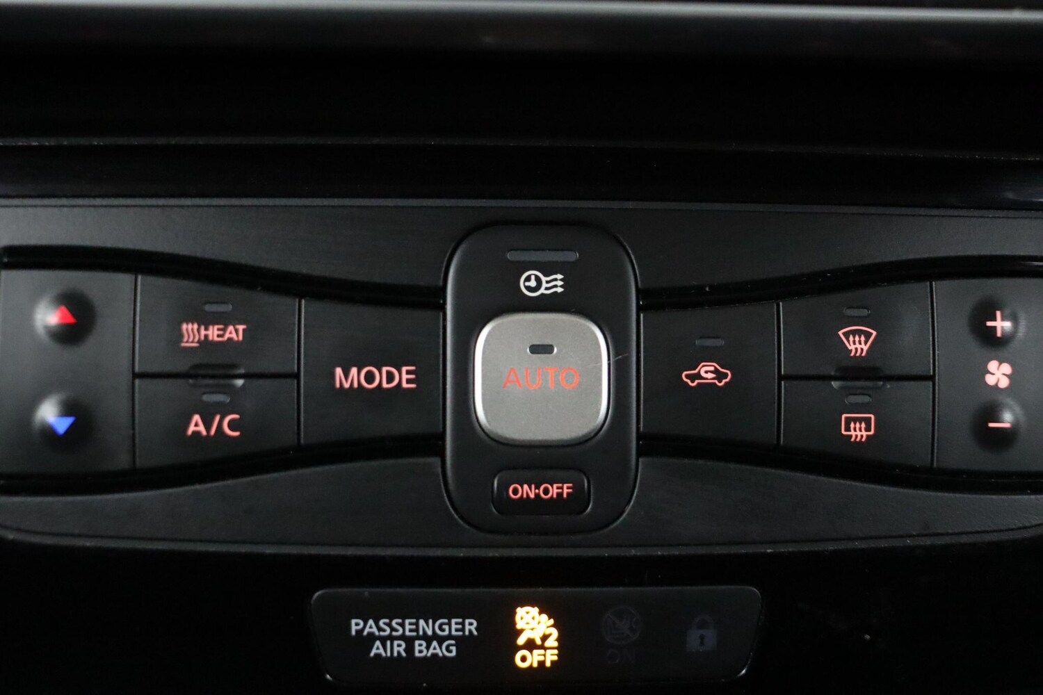 Used Nissan Leaf 2022 for sale - 77574159: Photo 24