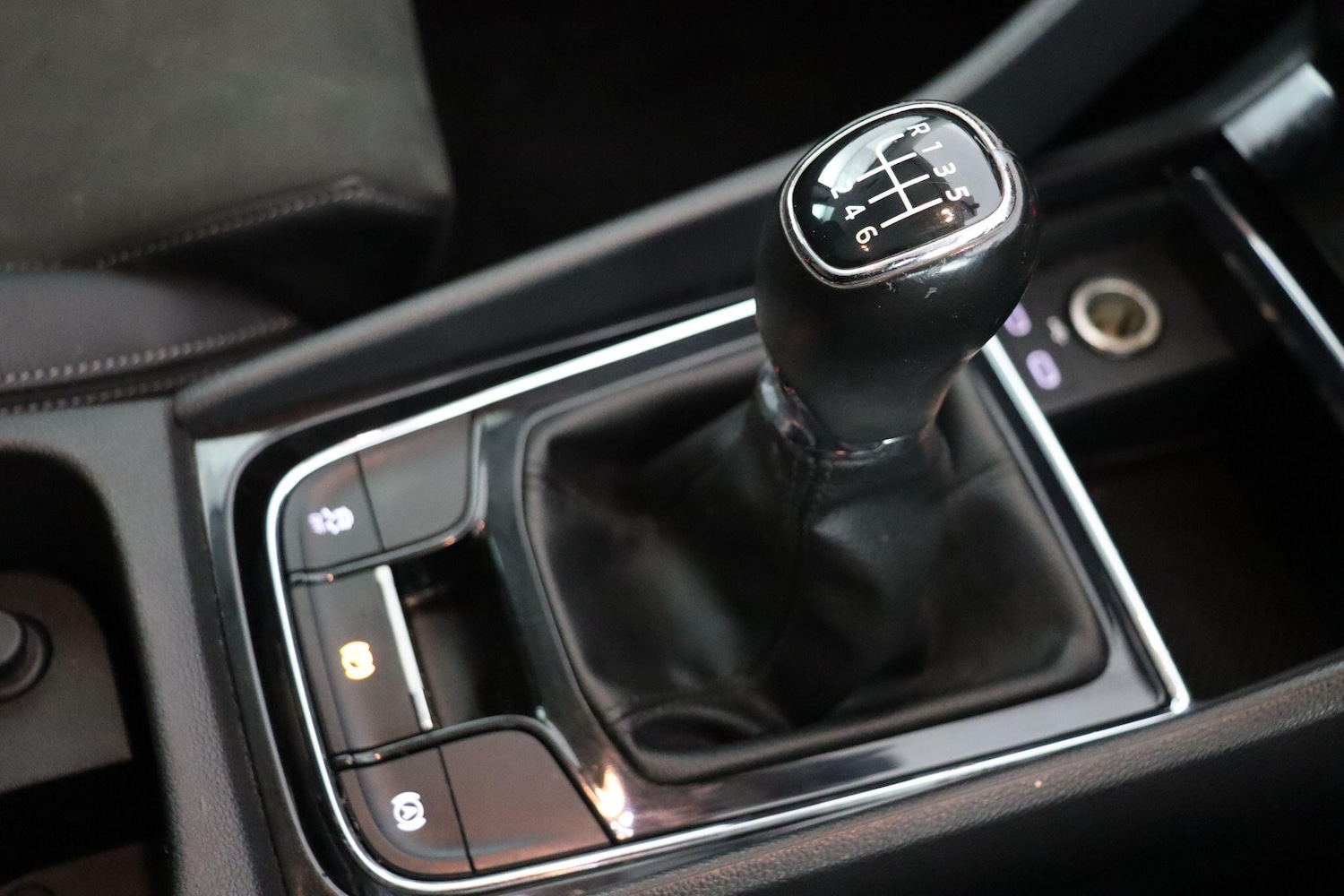 Used Skoda Karoq 2020 for sale - 76584699: Photo 16