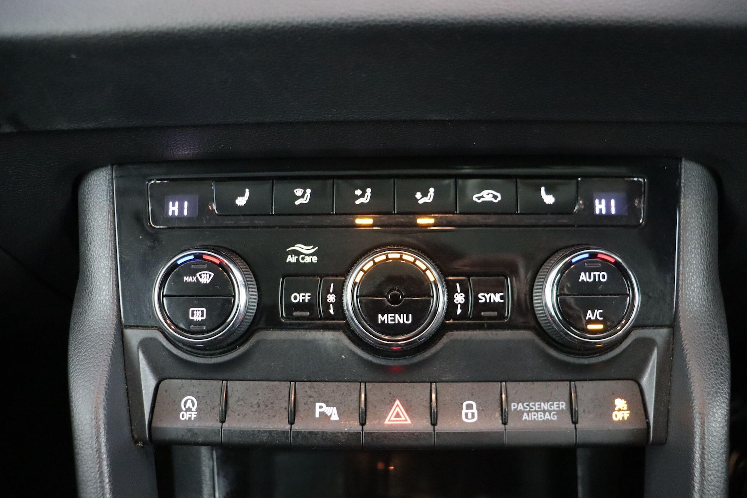 Used Skoda Karoq 2020 for sale - 76584699: Photo 17