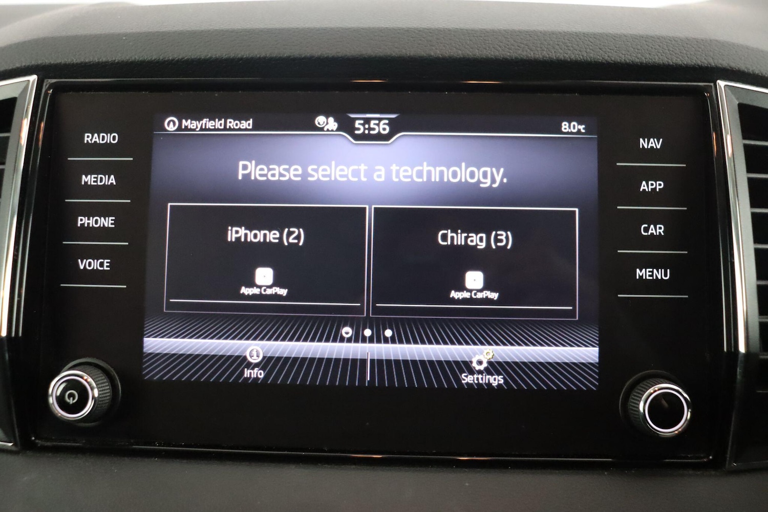 Used Skoda Karoq 2020 for sale - 76584699: Photo 32