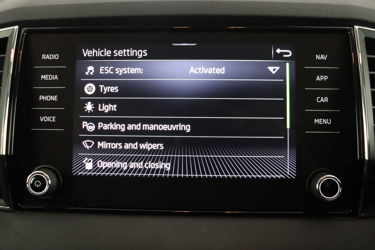 Used Skoda Karoq 2020 for sale - 76584699: Photo 33